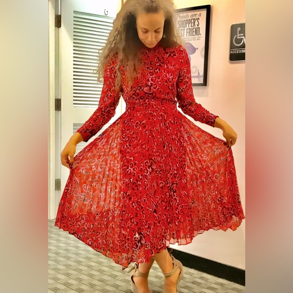 WHISTLES RED LEOPARD PRINT PLEAT DRESS - Picture 2 of 5